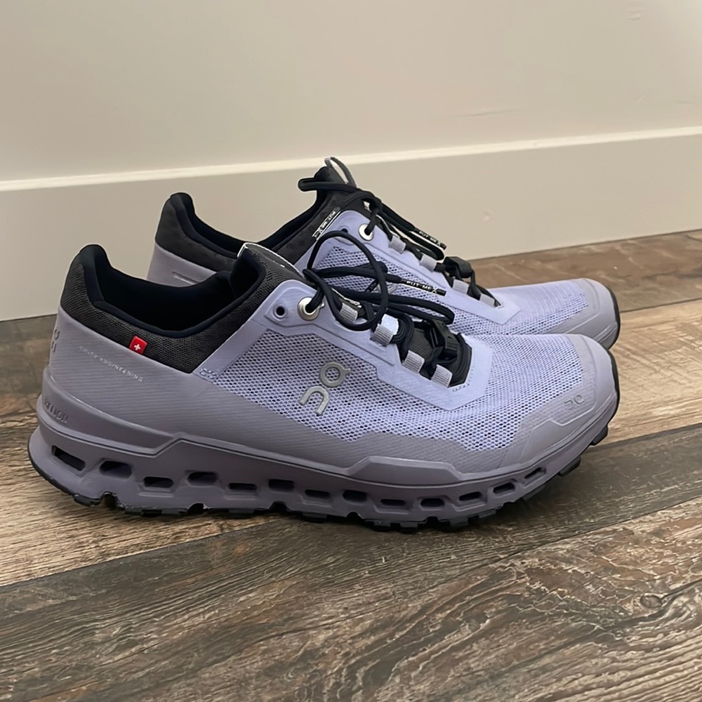 On Running Cloudventure trail running shoe